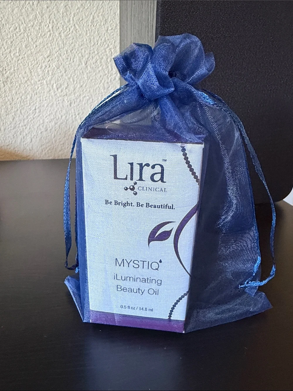 {LIRA} Mystiq iLuminating Beauty Oil - .5fl - Picture 5 of 8